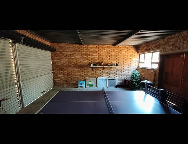 3 BEDROOM TOWNHOUSE TO LET IN SUNDOWNER